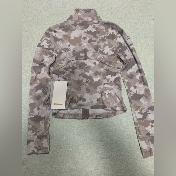Lululemon NWT Define Cropped Jacket Nulu 6 Thawed Camo Warm Ash Grey Multi - Picture 4 of 14
